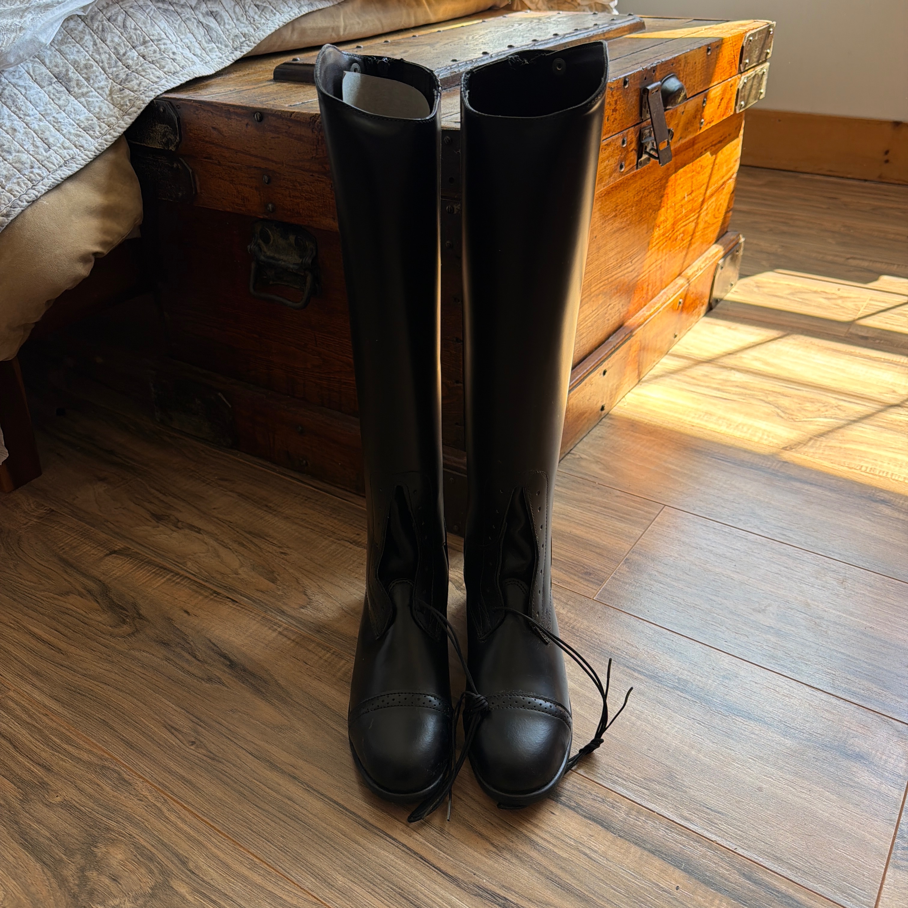 9R Leather Devon-Aire Field Boots