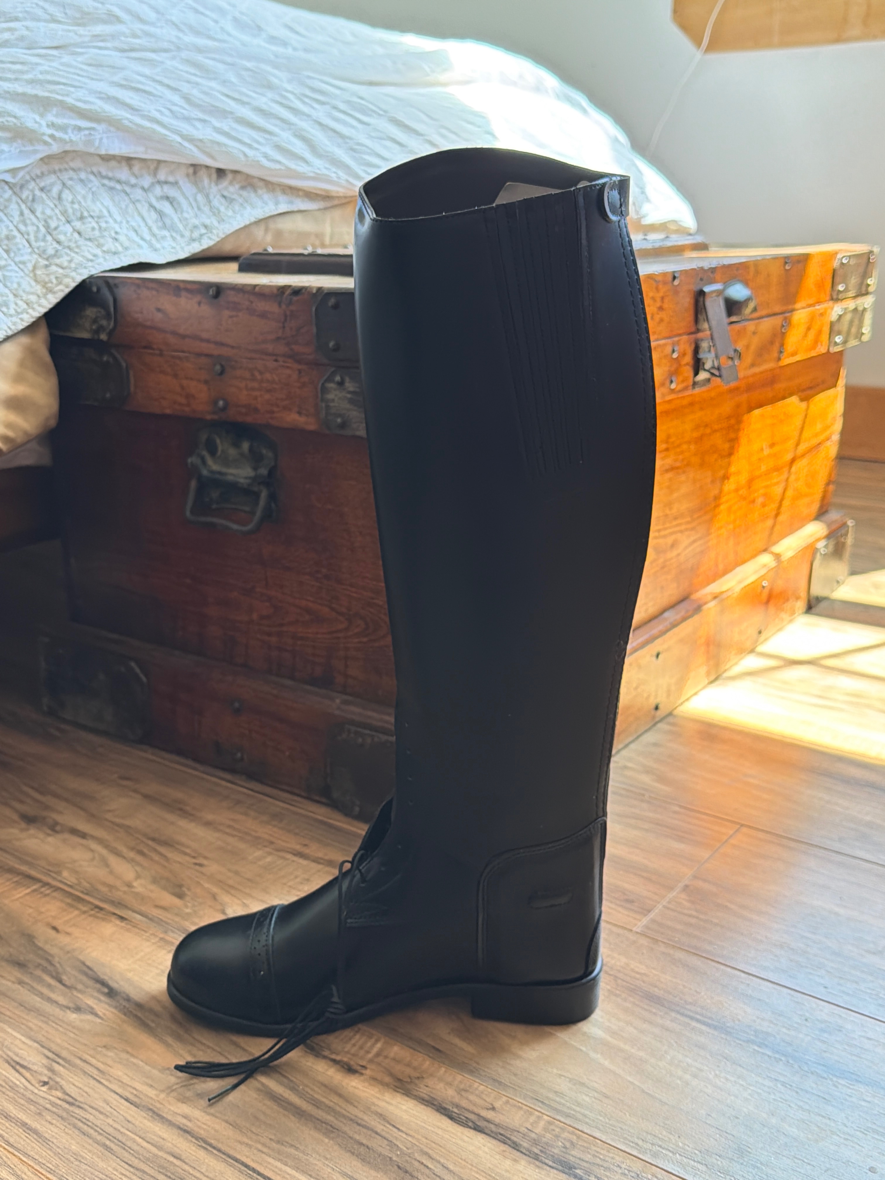 9R Leather Devon-Aire Field Boots
